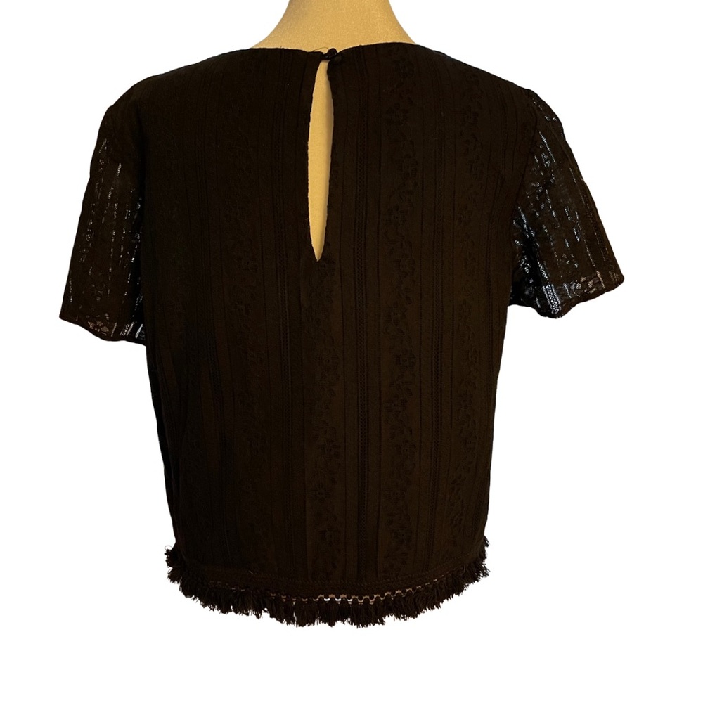 Michael Kors Black Lace Fringe Short Sleeve Top • Size Medium • LIKE NEW - Picture 4 of 9